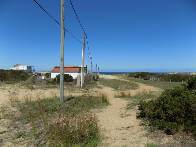 TERRENO EN PUNTA RUBIA A METROS DEL MAR                                             